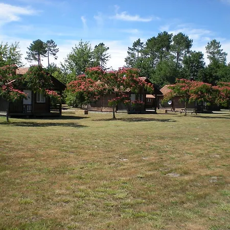 Camping familial les chalets d'Uza Extérieur photo